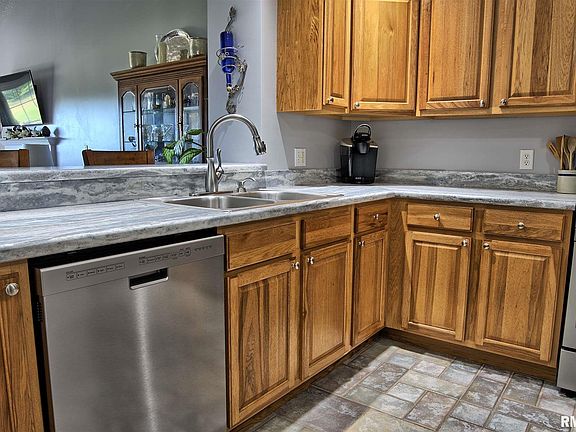 5th image of 4593 Thornhill Dr