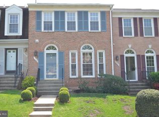 13349 Foxhole Dr, Fairfax, VA