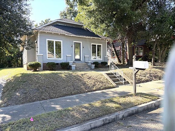 3rd image of 408 Short 7th Ave