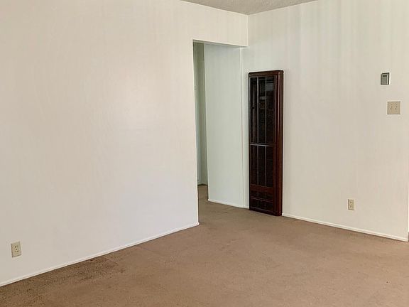 5th image of 1007 Willow St #12