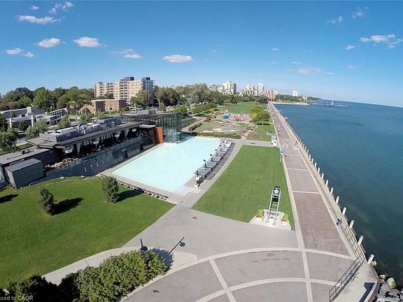 3rd image of 1351 Lakeshore Rd #16