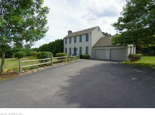 433 Norwich Westerly Rd, North Stonington, CT 06359