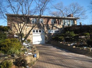 57 Radcliff Rd, Staten Island, NY 10305