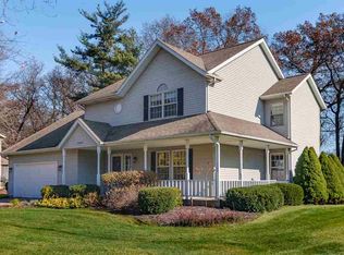 50850 Pheasant Cove Dr, Granger, IN 46530