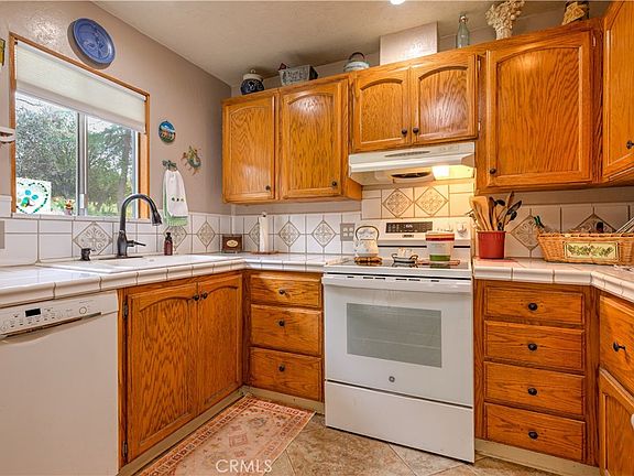 2nd image of 1044 Mount Ida Rd