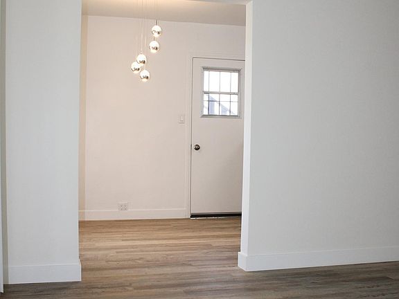 4th image of 903 21st St #2