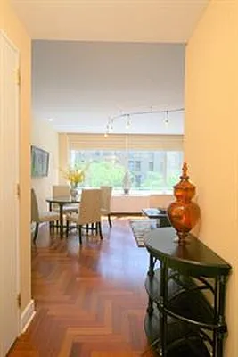 Sold by Maxwell Jacobs | media 1