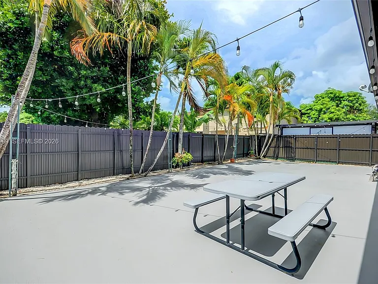 15548 SW 19th Ln — Photo 24