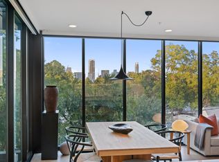 1600 S 1st St #302, Austin, TX 78704