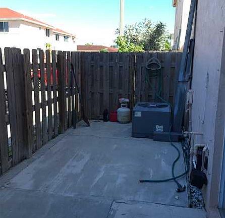 5th image of 850 NE 212th Ter APT 7