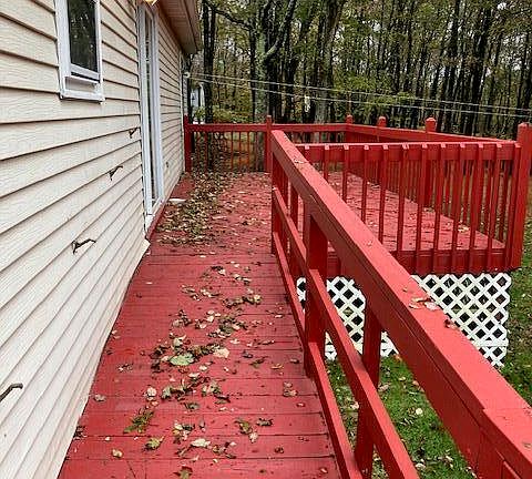 4th image of 94 Clearbrook Dr