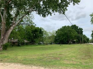 216 Washington St, Smithville, TX 78957