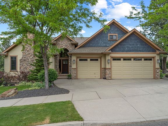 2nd image of 21901 E Mullan Ln