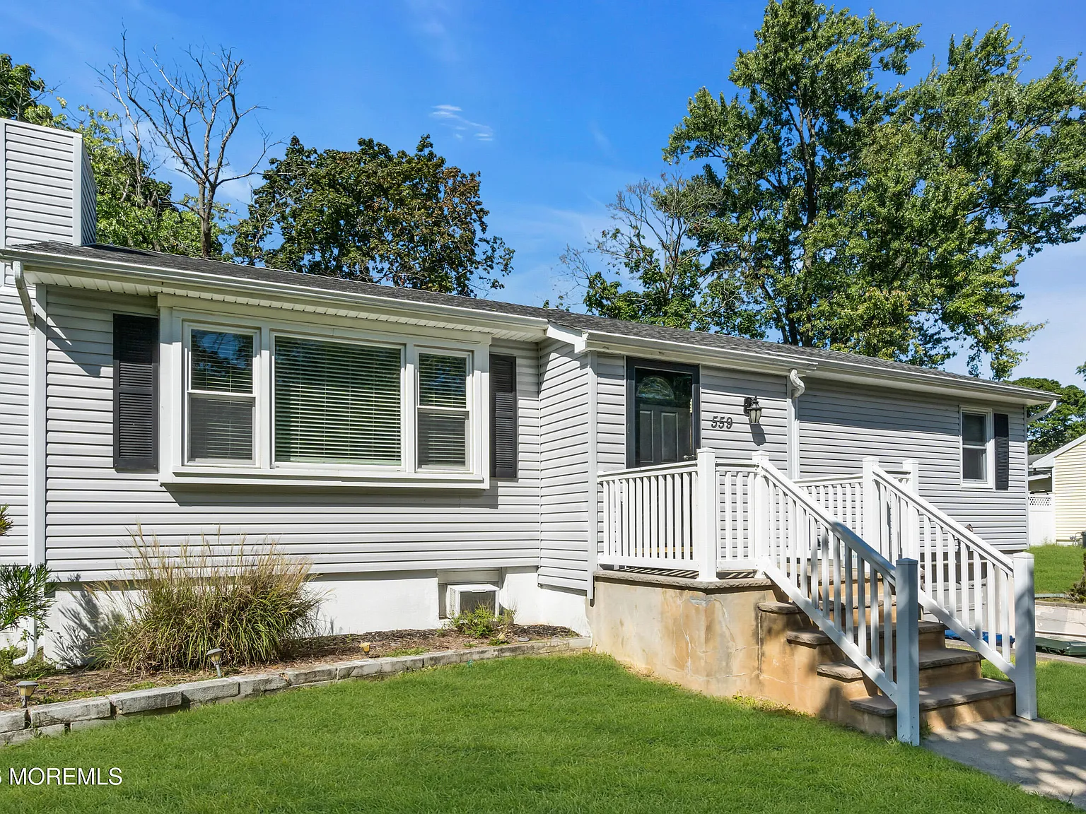 3 bed, 1258 sqft, $2,500 — Photo 3