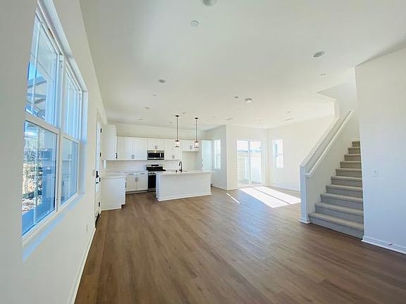 3rd image of 4582 Grant Ct