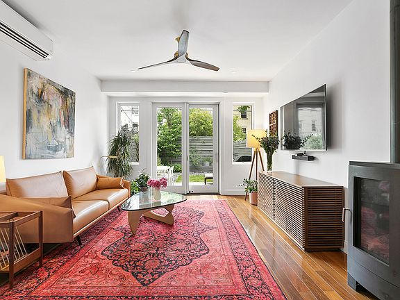 4th image of 103 2nd St #1