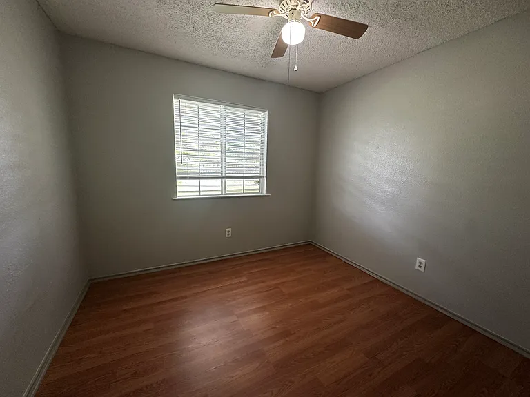 7222 Speaker St — Photo 15