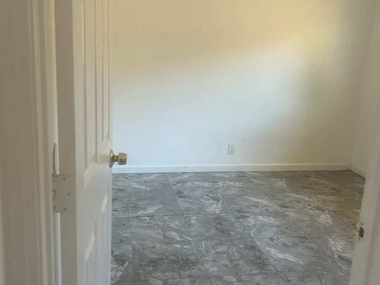 254 Pamela Ave #5 — Photo 8