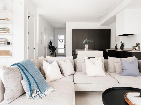 8742 W 49th Place, Arvada, CO 80002