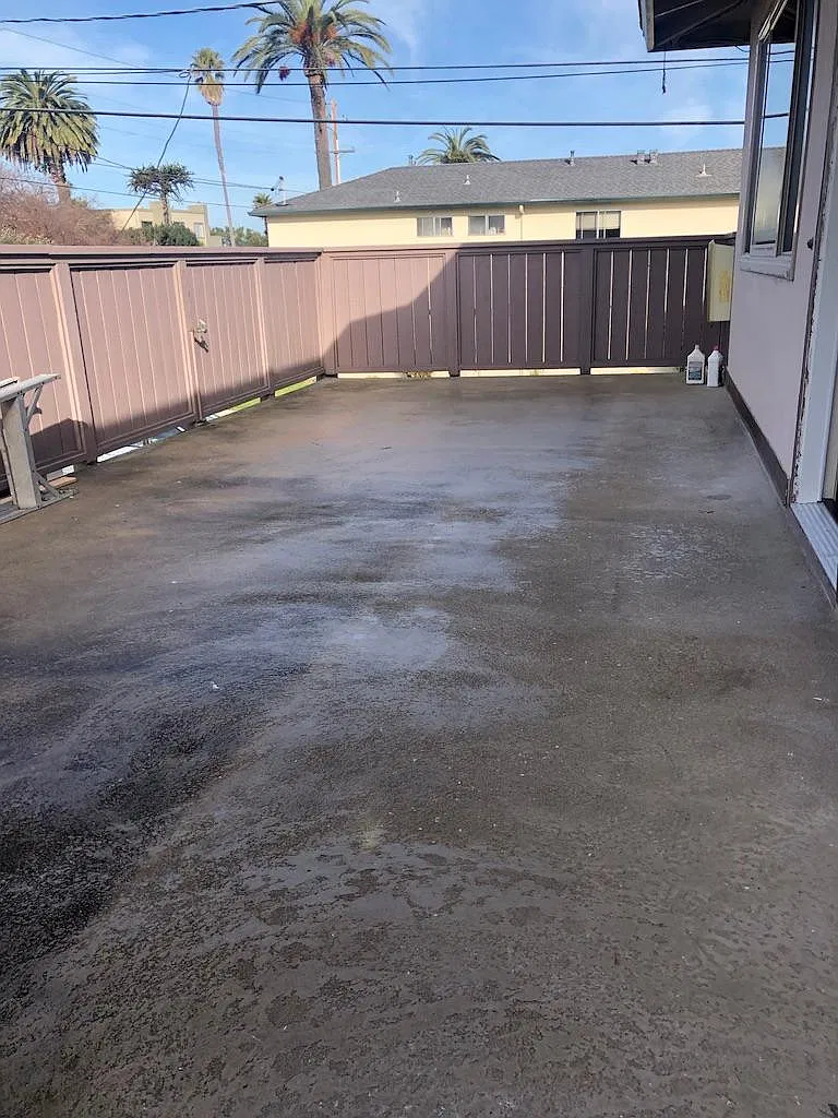 2 bed, 800 sqft, $3,200 — Photo 2