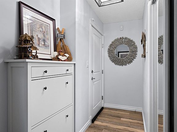 3rd image of 6 Spruce Ridge Dr #411