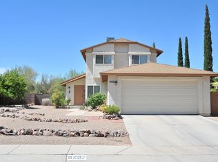 9297 N Yorkshire Ct, Tucson, AZ 85742