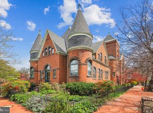 350 9th St SE APT 25, Washington, DC