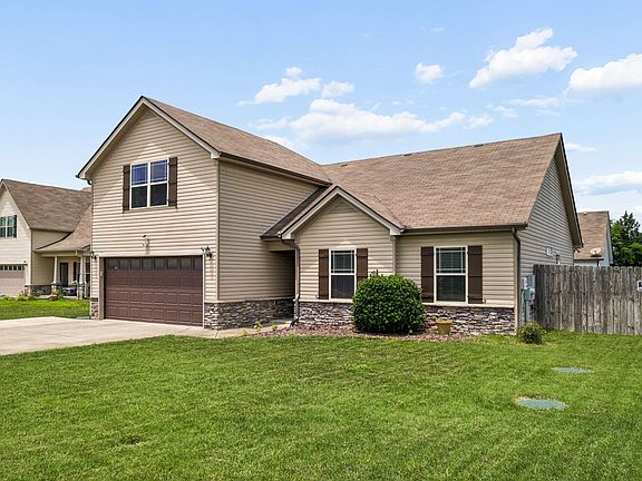 3rd image of 120 Farmbrook Ct