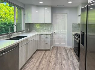 545 Calle Amigos #2B-3BA-1355SQFT, Palm Springs, CA 92264