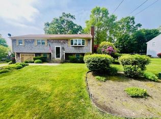 40 Roosevelt Dr, Bristol, RI 02809