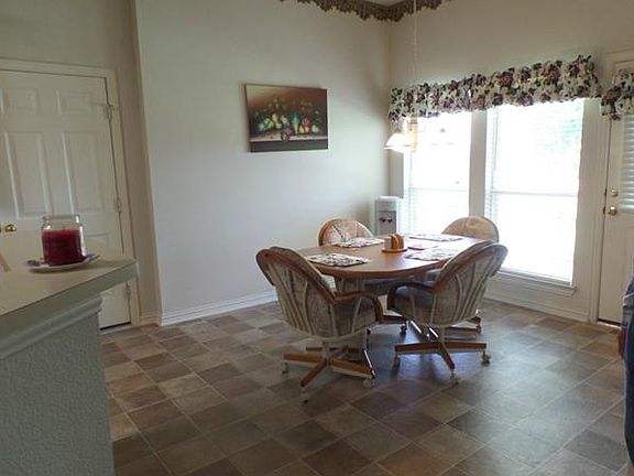 2nd image of 2209 High Meadow Dr