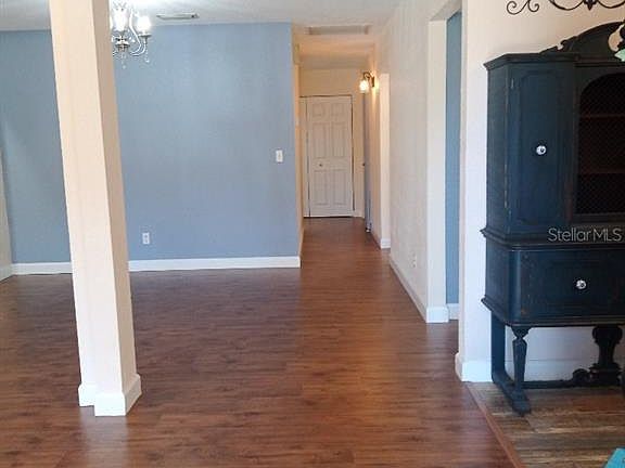 5th image of 4418 NE 4th St