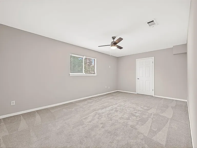 4230 Annawood Cir — Photo 23