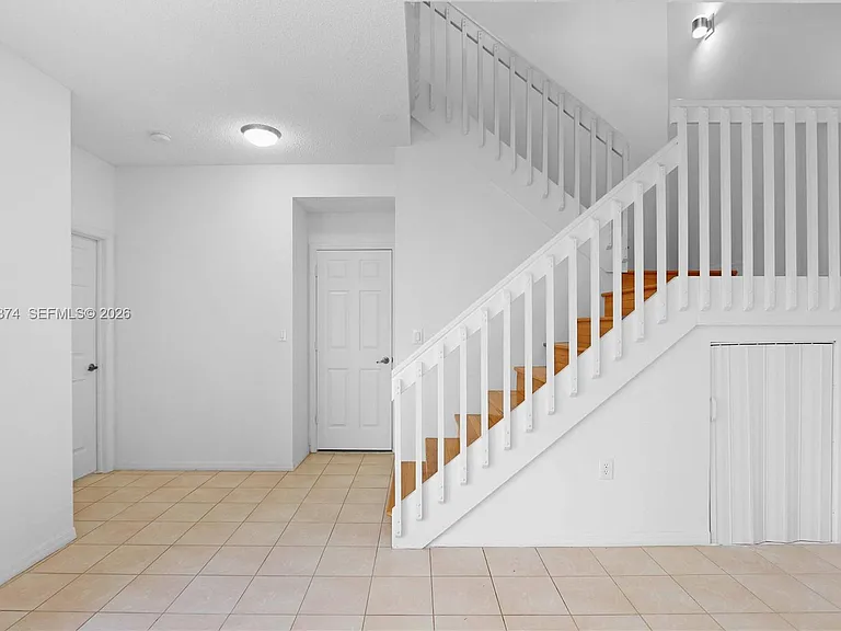 1521 Seagrape Way #1521 — Photo 4