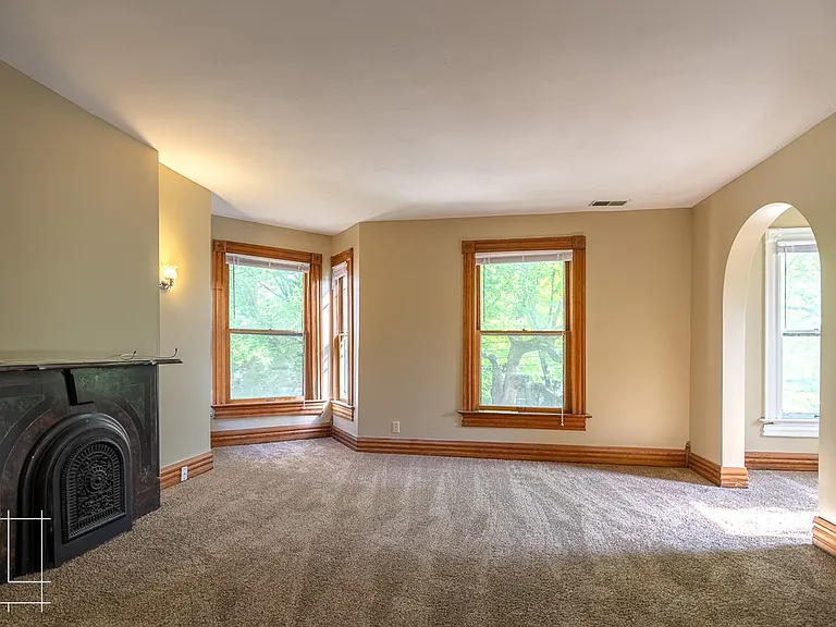 409 W. 5th Ave — Photo 1