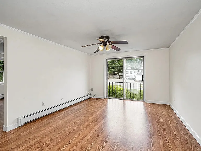 95 E Broadway St #10 — Photo 7