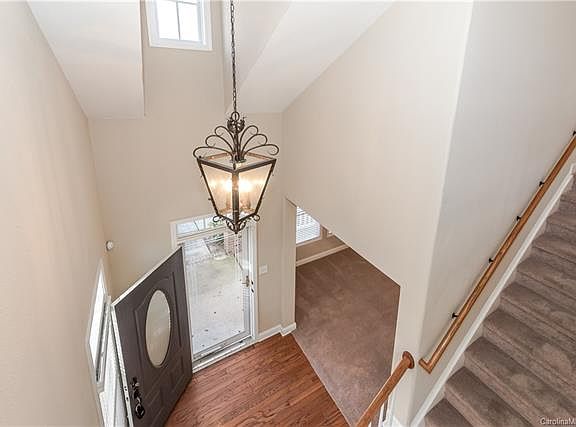 5th image of 9753 Waltham Ct