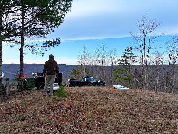 5th image of 6184 N Ridge Ln