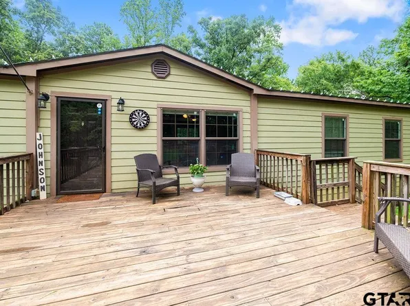 4390 Daffodil Rd, Gilmer, TX 75645