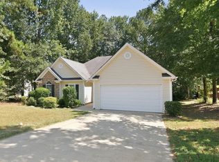 173 Revolutionary Dr, Hampton, GA 30228