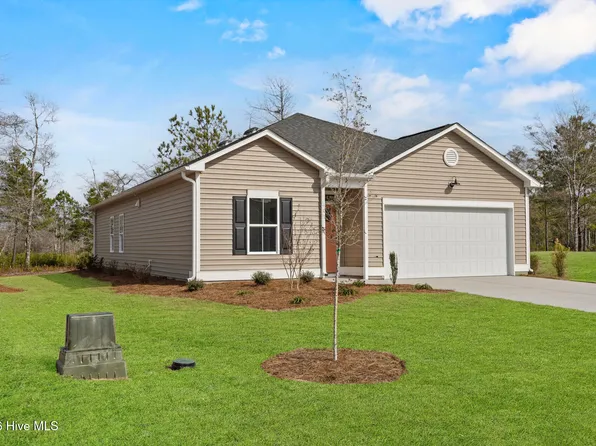 774 Pelican Cove Way SE #302, Southport, NC 28461