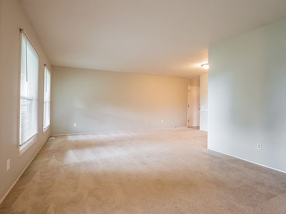 2nd image of 2115 Aqueduct Dr
