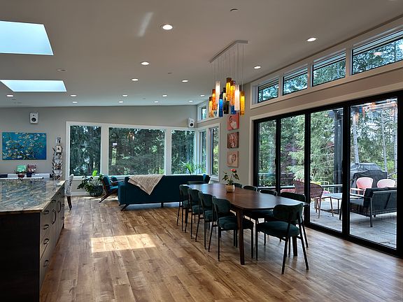 Main floor - living / dining space