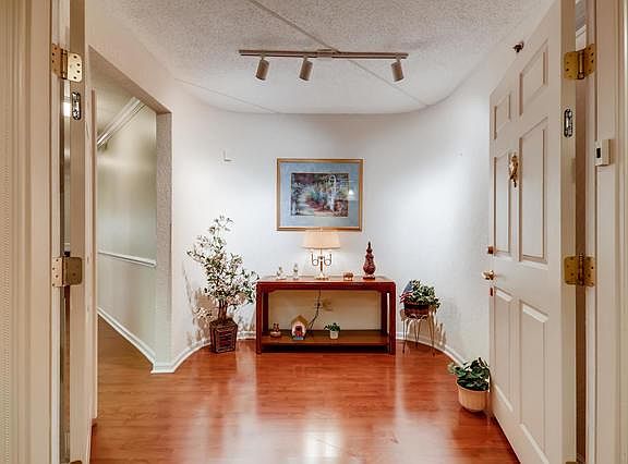 3rd image of 730 Creekside Dr Unit 406
