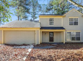 1341 Birdsong Ln, Hampton, GA 30228