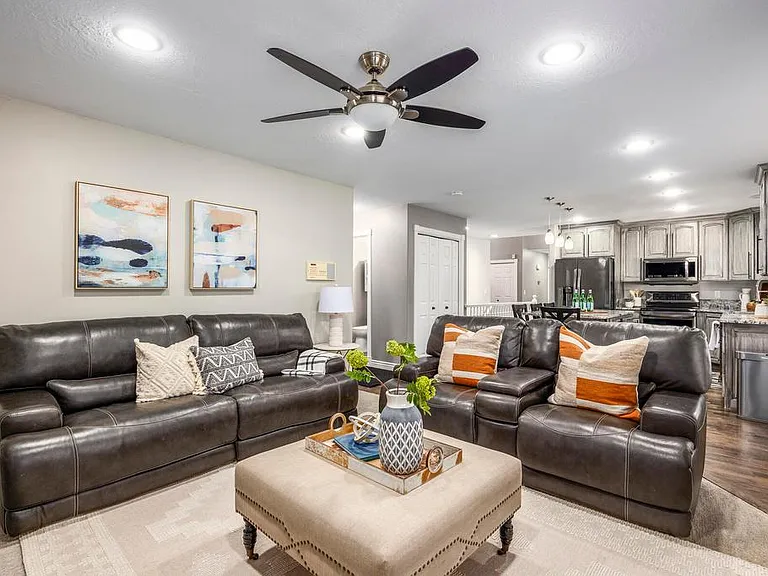 1003 E Fairway Dr — Photo 10