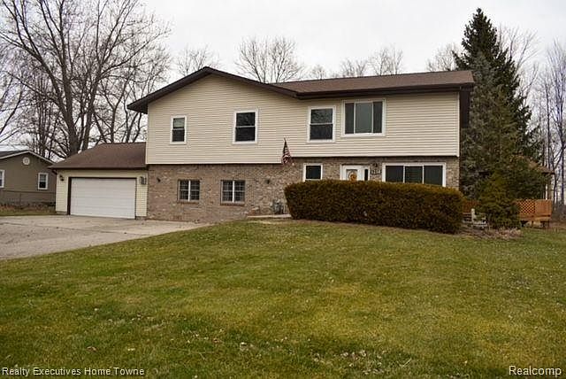 1st image of 5250 Robinwood Dr