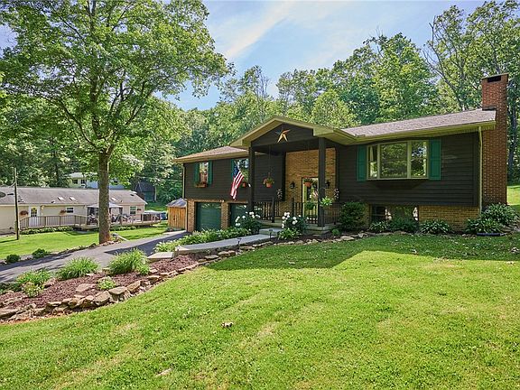 3rd image of 483 Pony Farm Rd