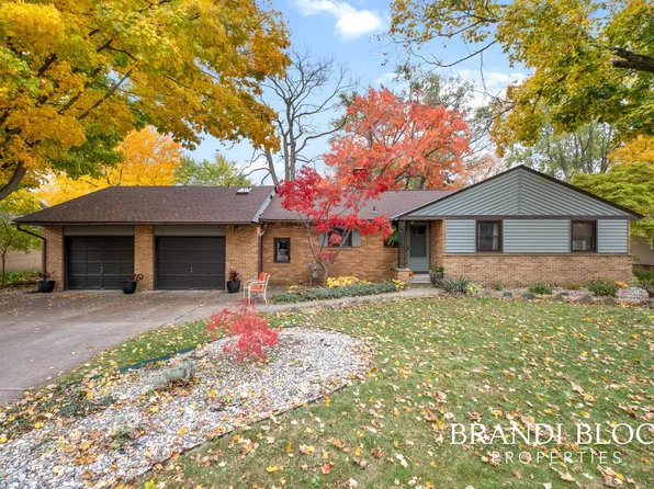 90 E 38th St, Holland, MI 49423