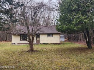 2370 Raby Rd, East Lansing, MI 48823